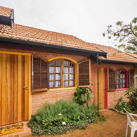 Vila Baltica Chales Campos do Jordão Exteriör bild