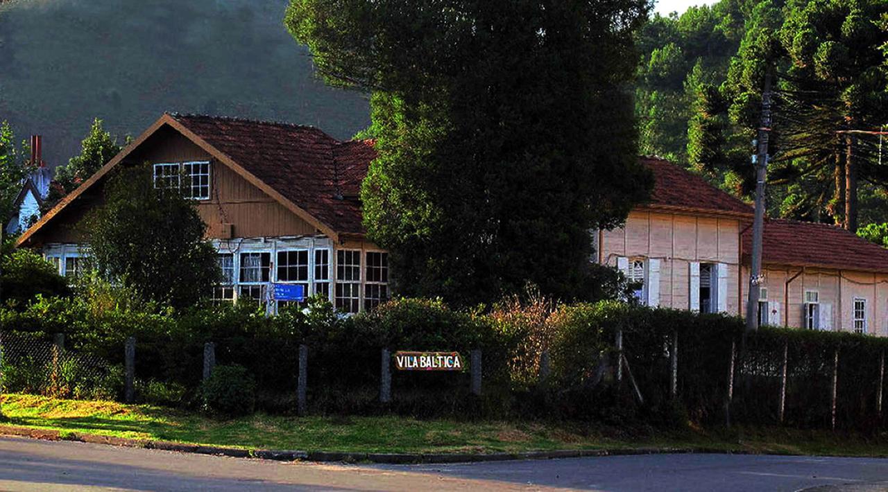 Vila Baltica Chales Campos do Jordão Exteriör bild
